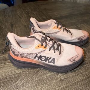 Hoka Challenger 7 GORE-TEX Trail Running Shoes size 9.5